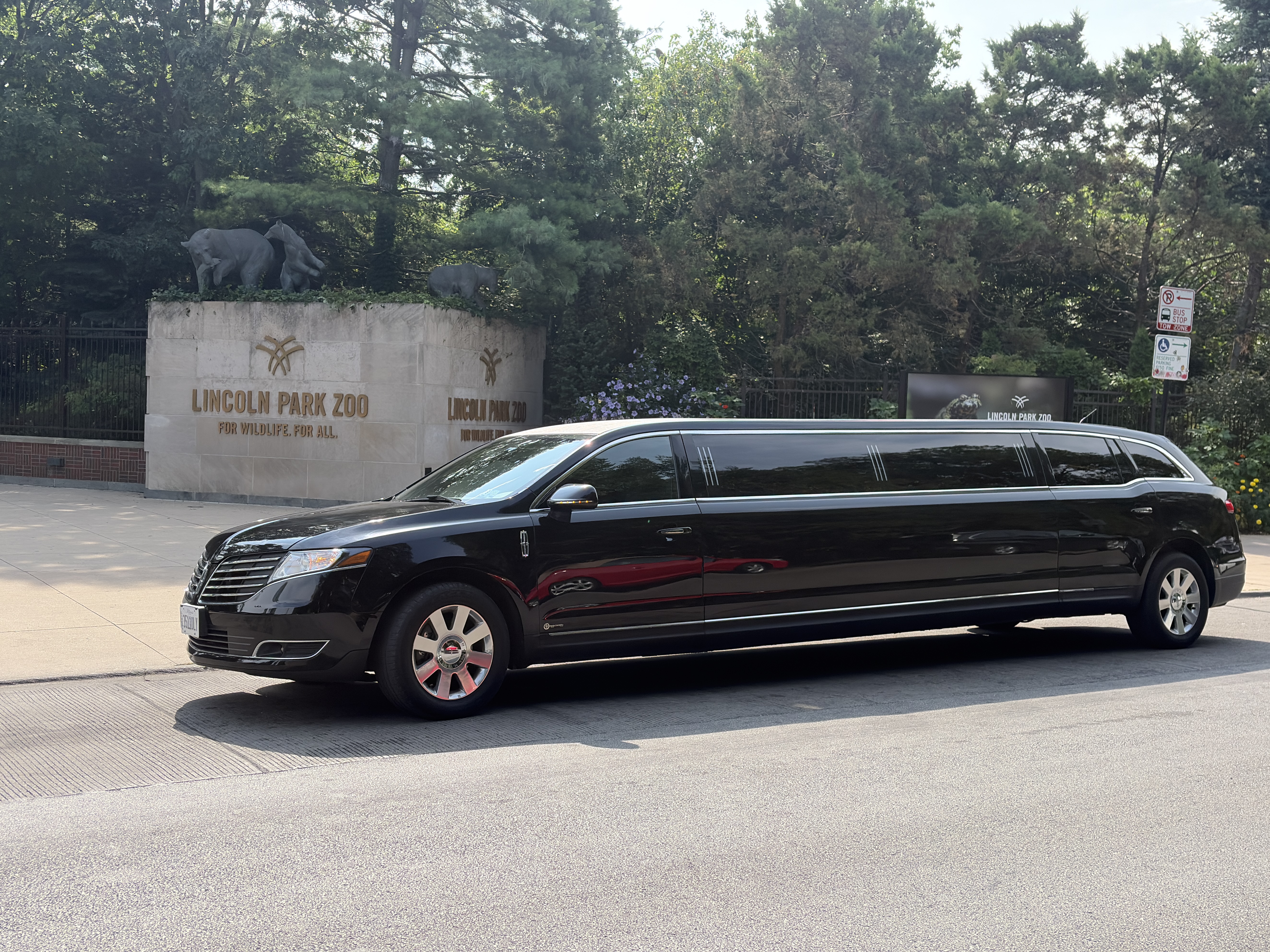 Explore Chicago’s Best Museums & Attractions with Premium Limo Service